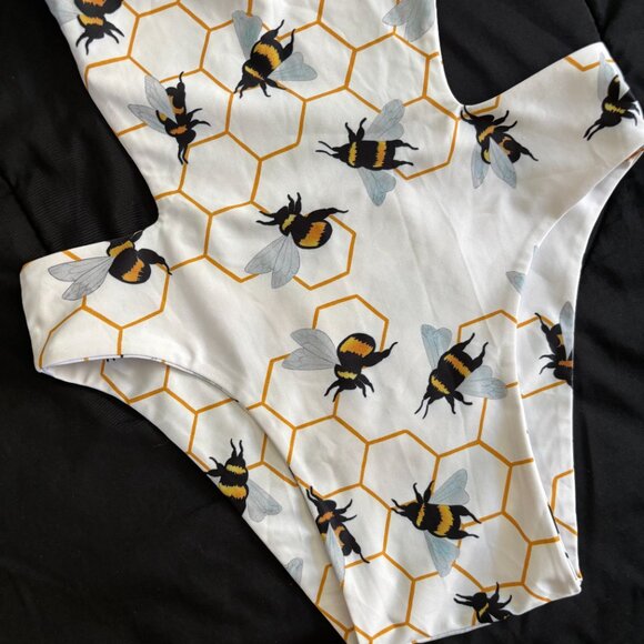 Like New The Bendy Brand Leotard - Size S, Bee Print - Picture 4 of 8